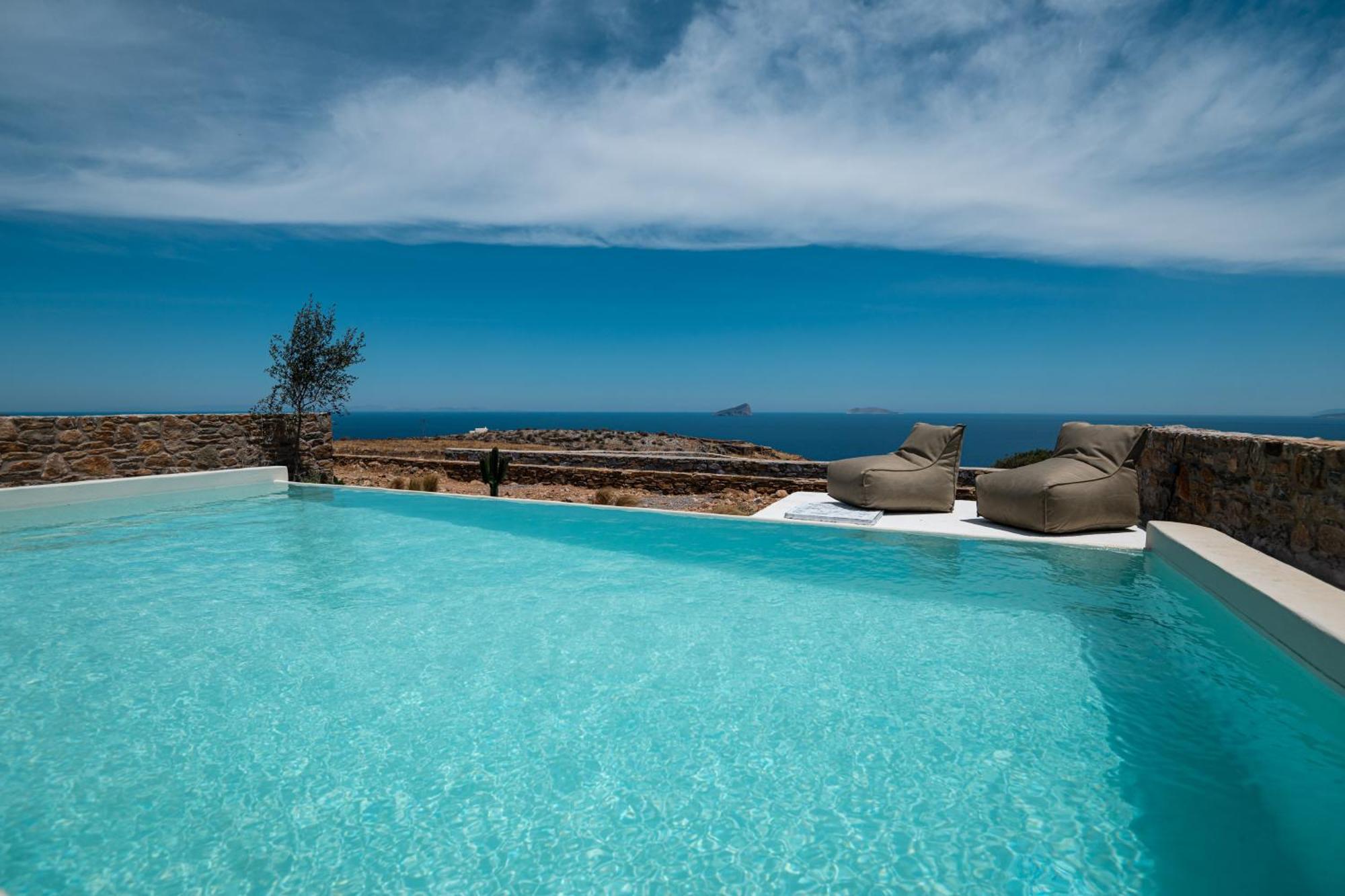Onos Luxury Apartment Kythnos