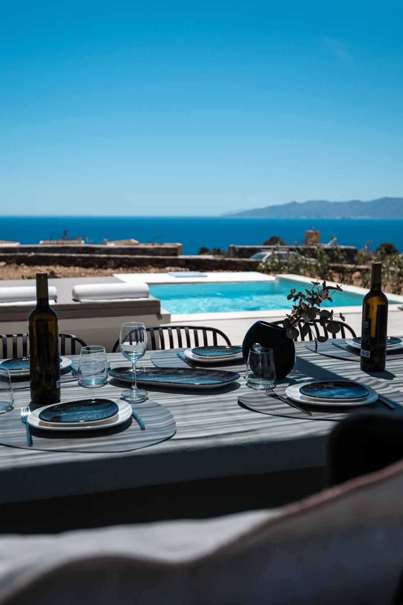 Onos Luxury Apartment