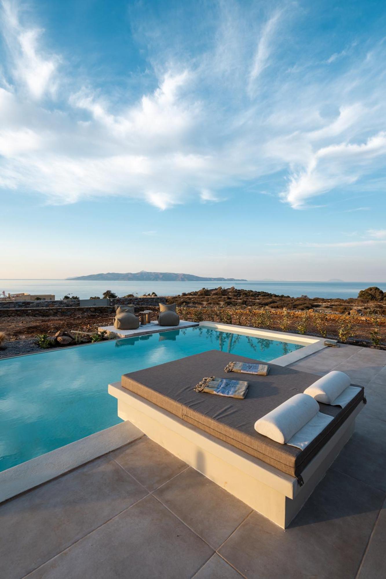 Onos Luxury *